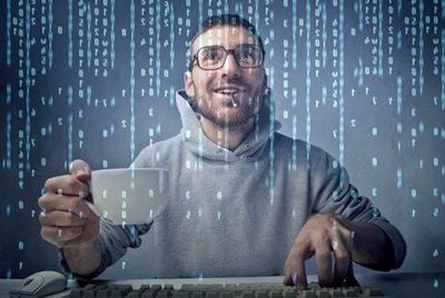 香港十大高薪行業 大數據、IT與人工智能領銜，程序與系統開發成翹楚